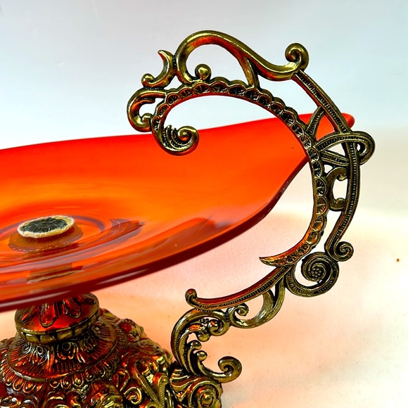 Mid Century orange glass centrepiece with cast metal Medusa faces base - Picture 12 of 15